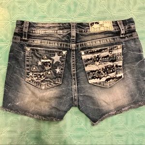 Miss Me shorts size 29